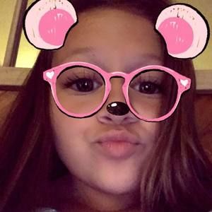 Meet your Posher, Alana